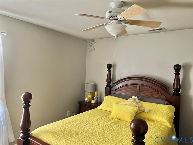 1405 Woodside Ct, Henrico, VA 23231