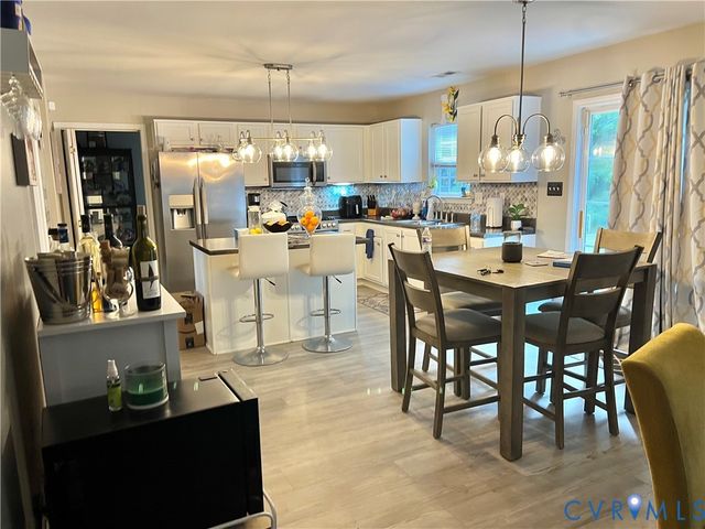 1405 Woodside Ct, Henrico, VA 23231