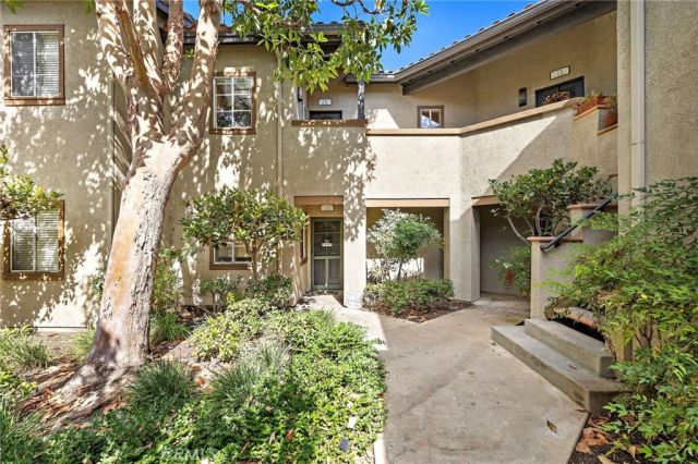 75 Via Contento, Rancho Santa Margarita, CA 92688