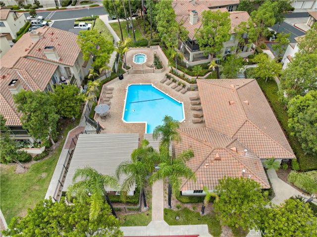 75 Via Contento, Rancho Santa Margarita, CA 92688