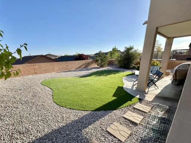 6220 Nacional Road NW, Albuquerque, NM 87114