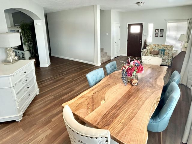6220 Nacional Road NW, Albuquerque, NM 87114