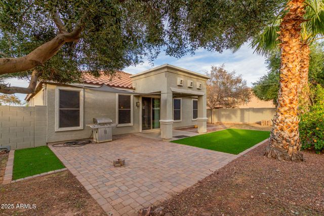 16459 W PASO Trail, Surprise, AZ 85387