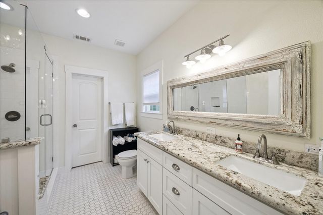 4424 Country Club Drive, Dickinson, TX 77539