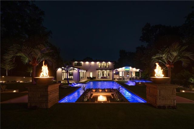 1090 Kingston Drive, Sandy Springs, GA 30342
