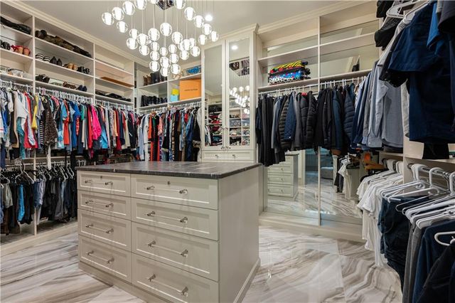 1090 Kingston Drive, Sandy Springs, GA 30342