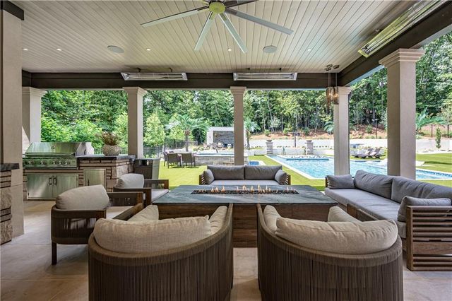 1090 Kingston Drive, Sandy Springs, GA 30342