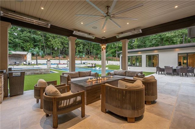 1090 Kingston Drive, Sandy Springs, GA 30342
