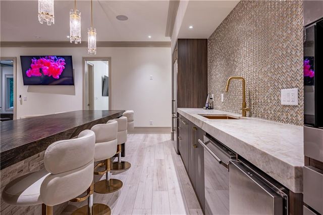 1090 Kingston Drive, Sandy Springs, GA 30342