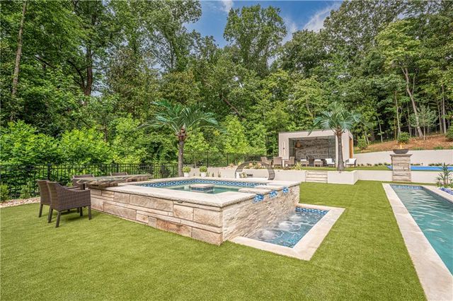 1090 Kingston Drive, Sandy Springs, GA 30342