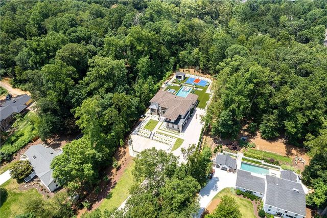 1090 Kingston Drive, Sandy Springs, GA 30342