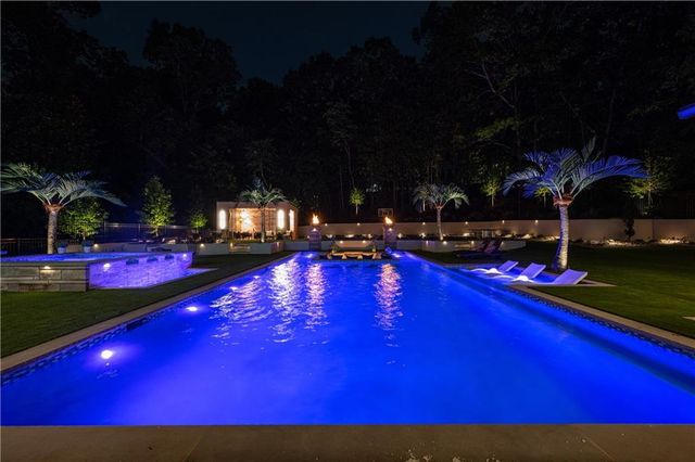 1090 Kingston Drive, Sandy Springs, GA 30342