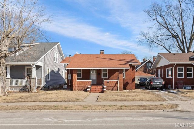 409 N 6th Street, Wood River, IL 62095