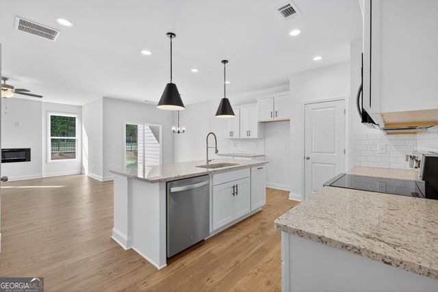 145 Windsor Park Court, Jefferson, GA 30549