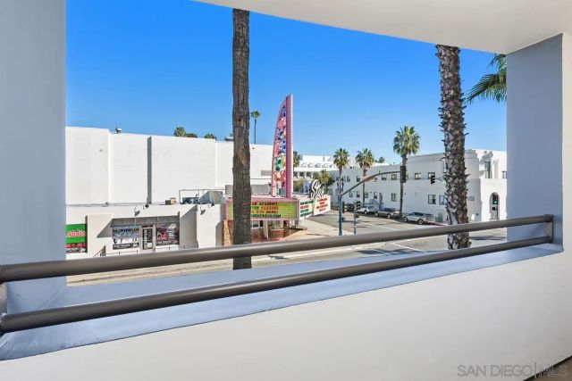 401 N Coast Hwy 303, Oceanside, CA 92054