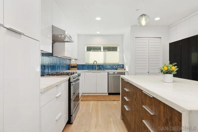 401 N Coast Hwy 303, Oceanside, CA 92054