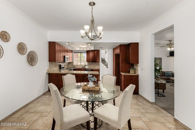 7887 S Castle Bay Street, Tucson, AZ 85747