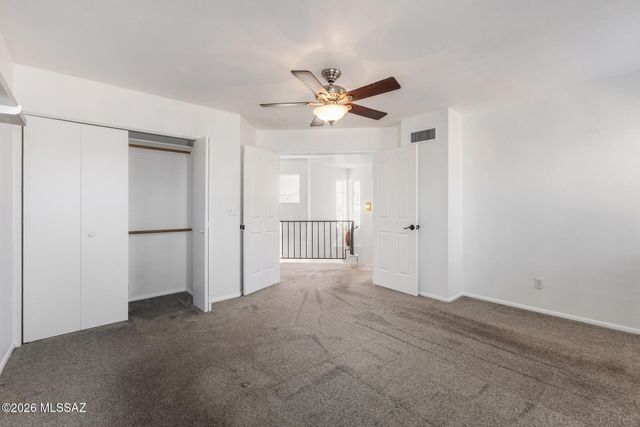 7887 S Castle Bay Street, Tucson, AZ 85747