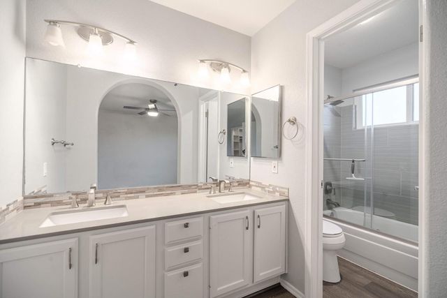 3801 E Orchid Lane, Phoenix, AZ 85044
