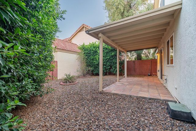 3801 E Orchid Lane, Phoenix, AZ 85044