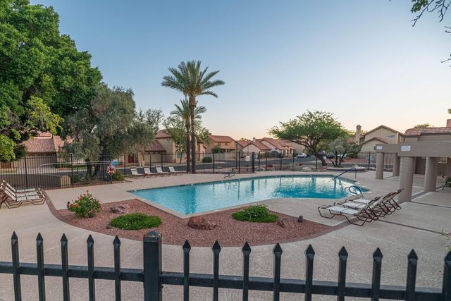 3801 E Orchid Lane, Phoenix, AZ 85044