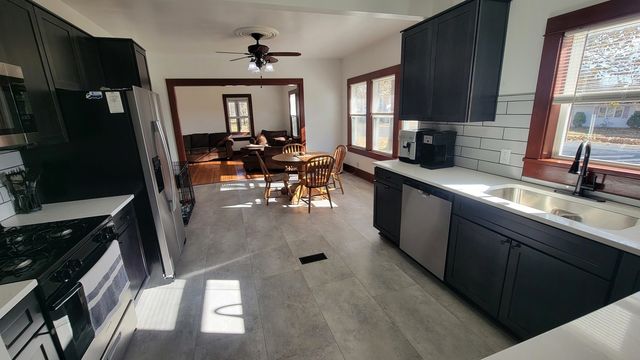 143 S State Street, Franklin Grove, IL 61031