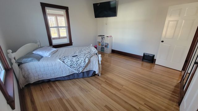 143 S State Street, Franklin Grove, IL 61031