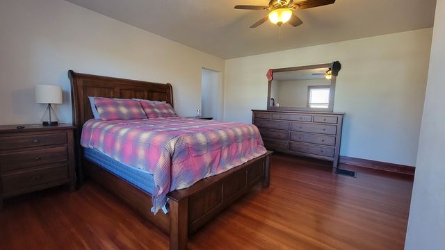 143 S State Street, Franklin Grove, IL 61031