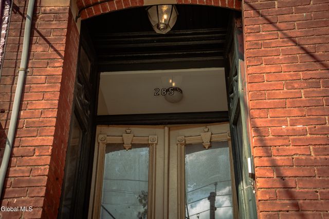 285.5 Hudson Avenue, Albany, NY 12210