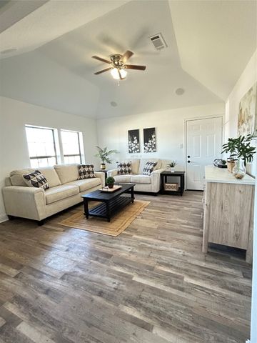 3308 N County Road 810, Alvarado, TX 76009