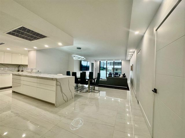 9801 Collins Ave 5U, Bal Harbour, FL 33154