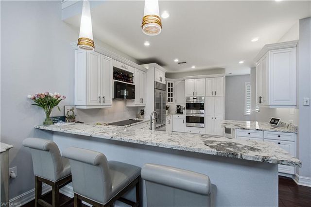 207 San Mateo DR, Bonita Springs, FL 34134