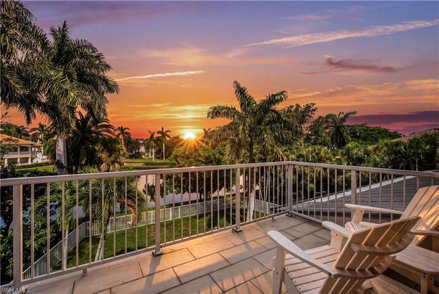 207 San Mateo DR, Bonita Springs, FL 34134