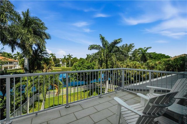 207 San Mateo DR, Bonita Springs, FL 34134