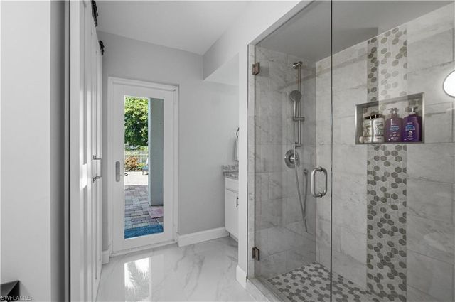 207 San Mateo DR, Bonita Springs, FL 34134