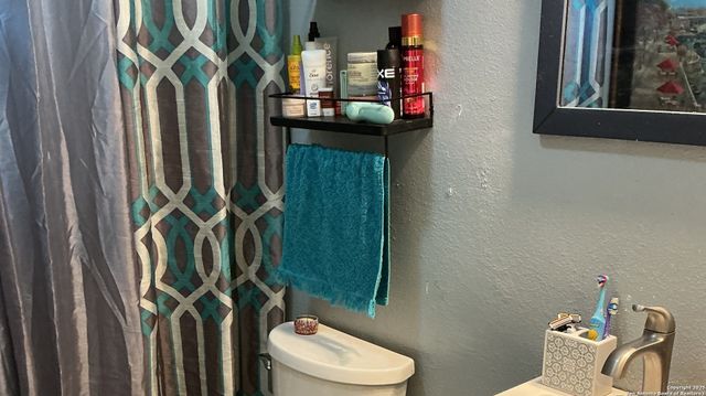 2335 Oriley, San Antonio, TX 78251