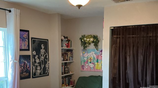 2335 Oriley, San Antonio, TX 78251