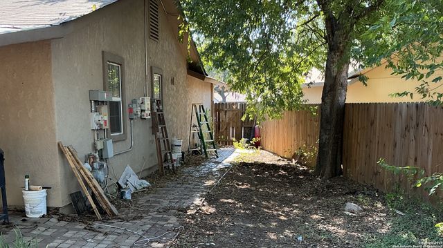 2335 Oriley, San Antonio, TX 78251