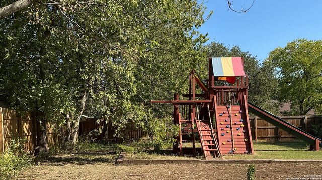 2335 Oriley, San Antonio, TX 78251