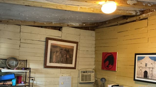 2335 Oriley, San Antonio, TX 78251