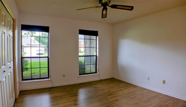 1312 Concho Drive, Benbrook, TX 76126