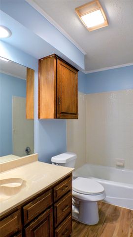 1312 Concho Drive, Benbrook, TX 76126