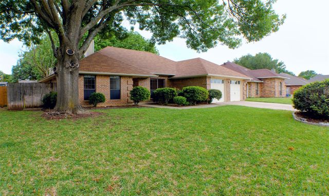 1312 Concho Drive, Benbrook, TX 76126