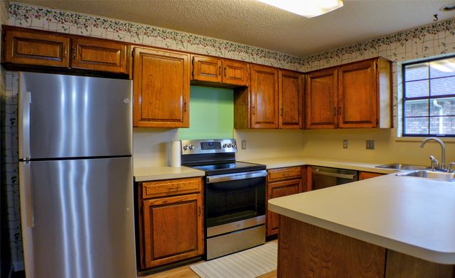 1312 Concho Drive, Benbrook, TX 76126