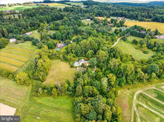 120 DEYSHER RD, Fleetwood, PA 19522