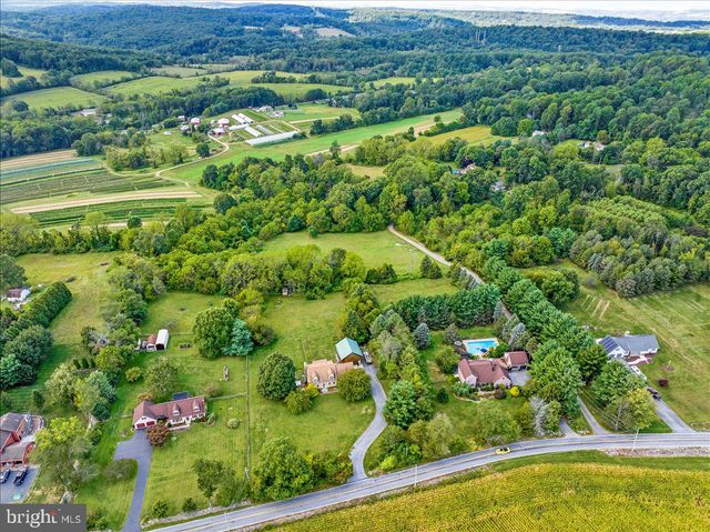 120 DEYSHER RD, Fleetwood, PA 19522