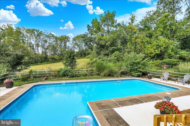 120 DEYSHER RD, Fleetwood, PA 19522