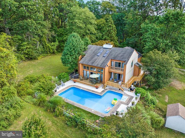 120 DEYSHER RD, Fleetwood, PA 19522