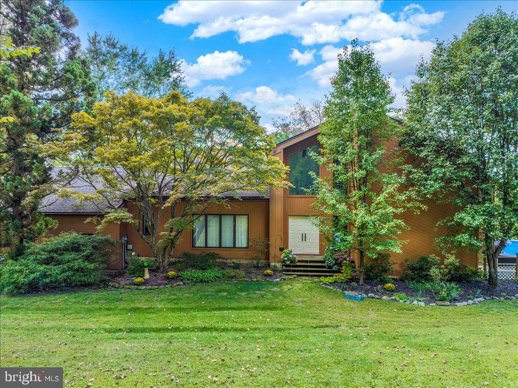 120 DEYSHER RD, Fleetwood, PA 19522