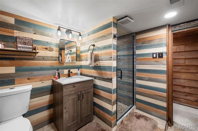 2794 Sedan Drive, St Louis, MO 63125